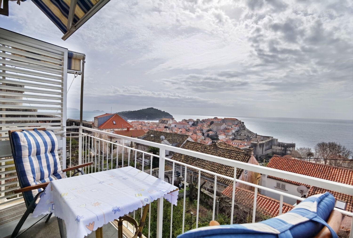 Apartment Anja - panoramic view Dubrovnik Bagian luar foto